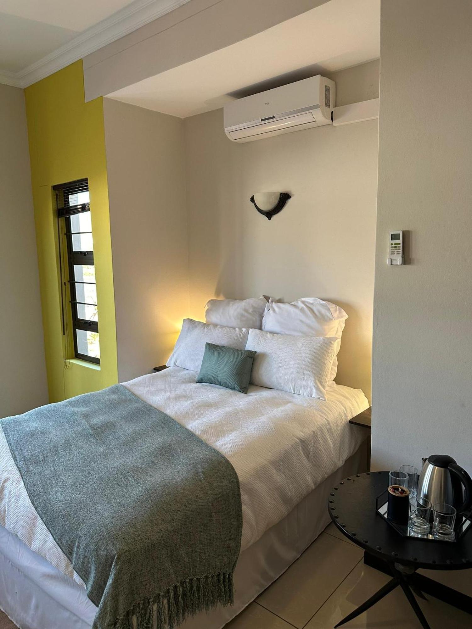 Cora'S Boutique Bed & Breakfast スワコプムント 部屋 写真